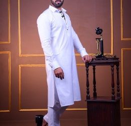 WHITE KURTA PAJAMA WITH BLACK LACE