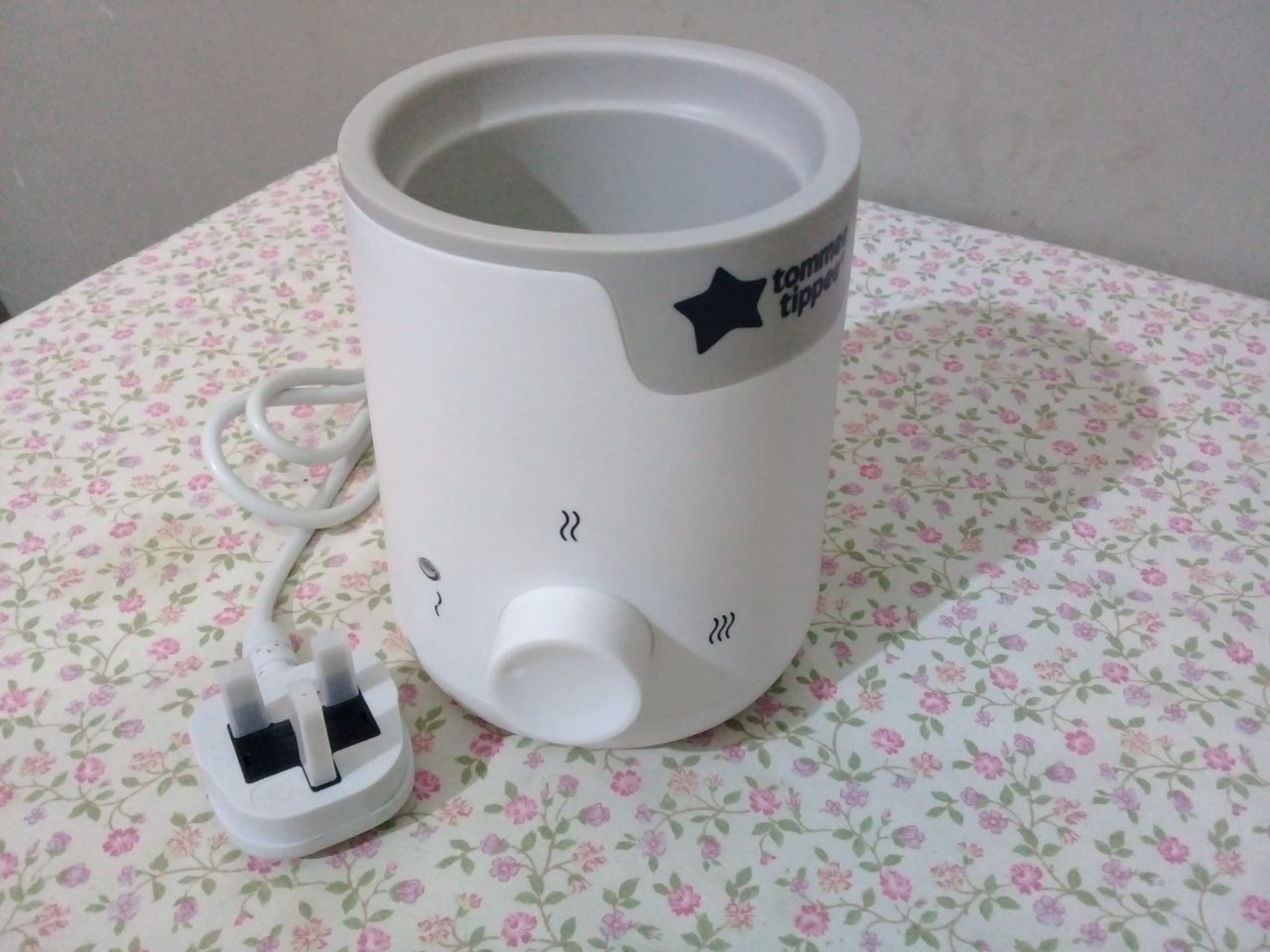 Tommee Tippee Baby Bottle Warmer in Pakistan