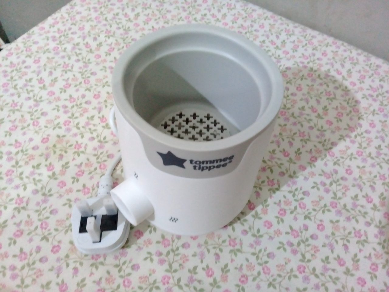 Tommee Tippee Baby Bottle Warmer in Pakistan